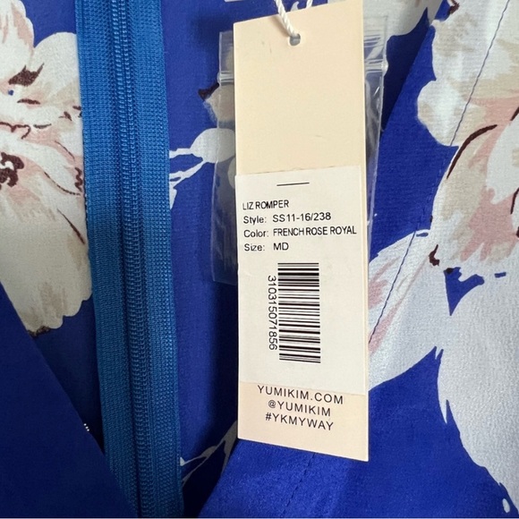 NWT Yumi Kim blue / white / pink silk floral romper - women’s size medium 🌸 - Picture 8 of 9